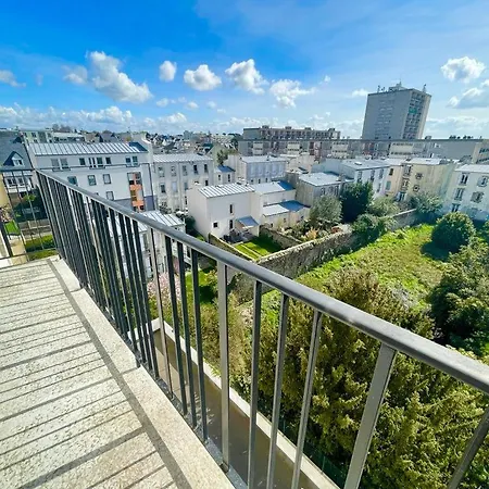 Apartment Lumineux Avec Balcon Proche Centre Et Port De Commerce *